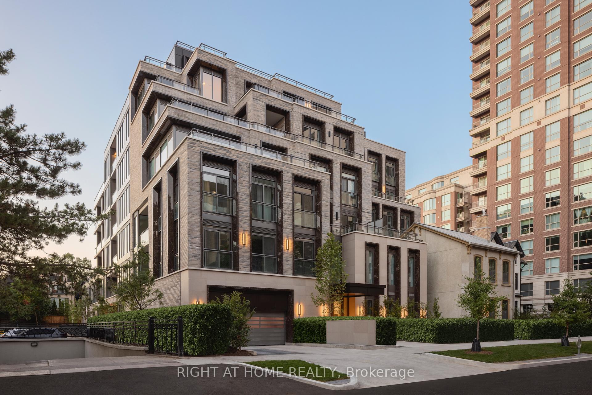 10 Prince Arthur Avenue 404, Toronto C02 Unit: 404