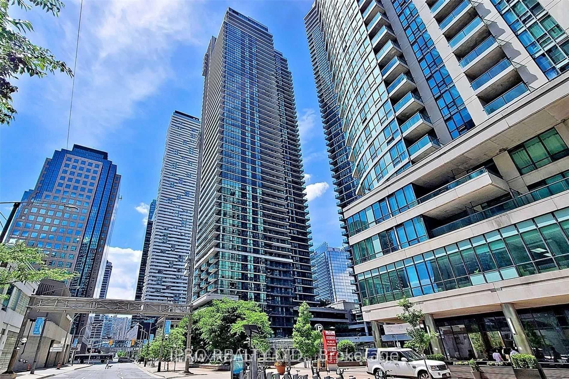 33 Bay Street 2904, Toronto C01 Unit: 2904