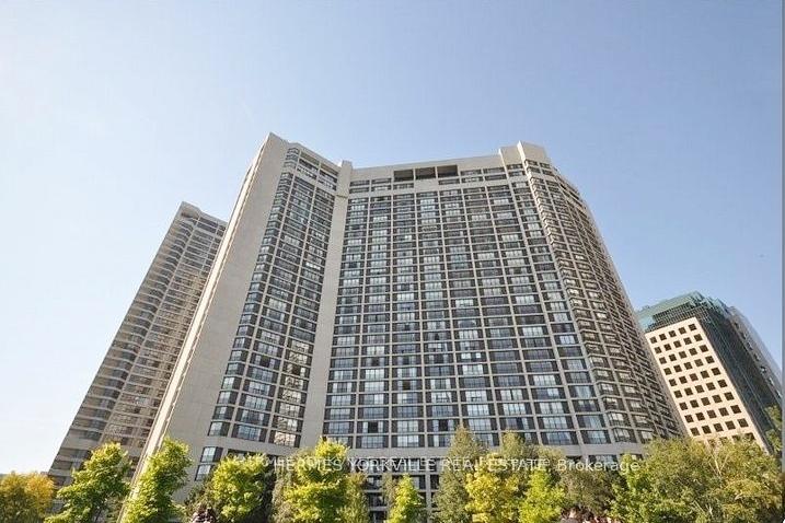33 Harbour Square #823, Toronto C01 Unit: #823