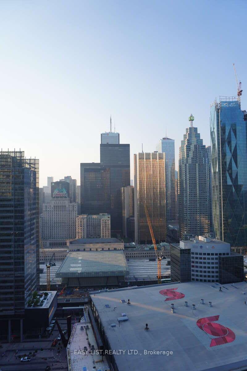 88 Harbour Street 3403, Toronto C01 Unit: 3403
