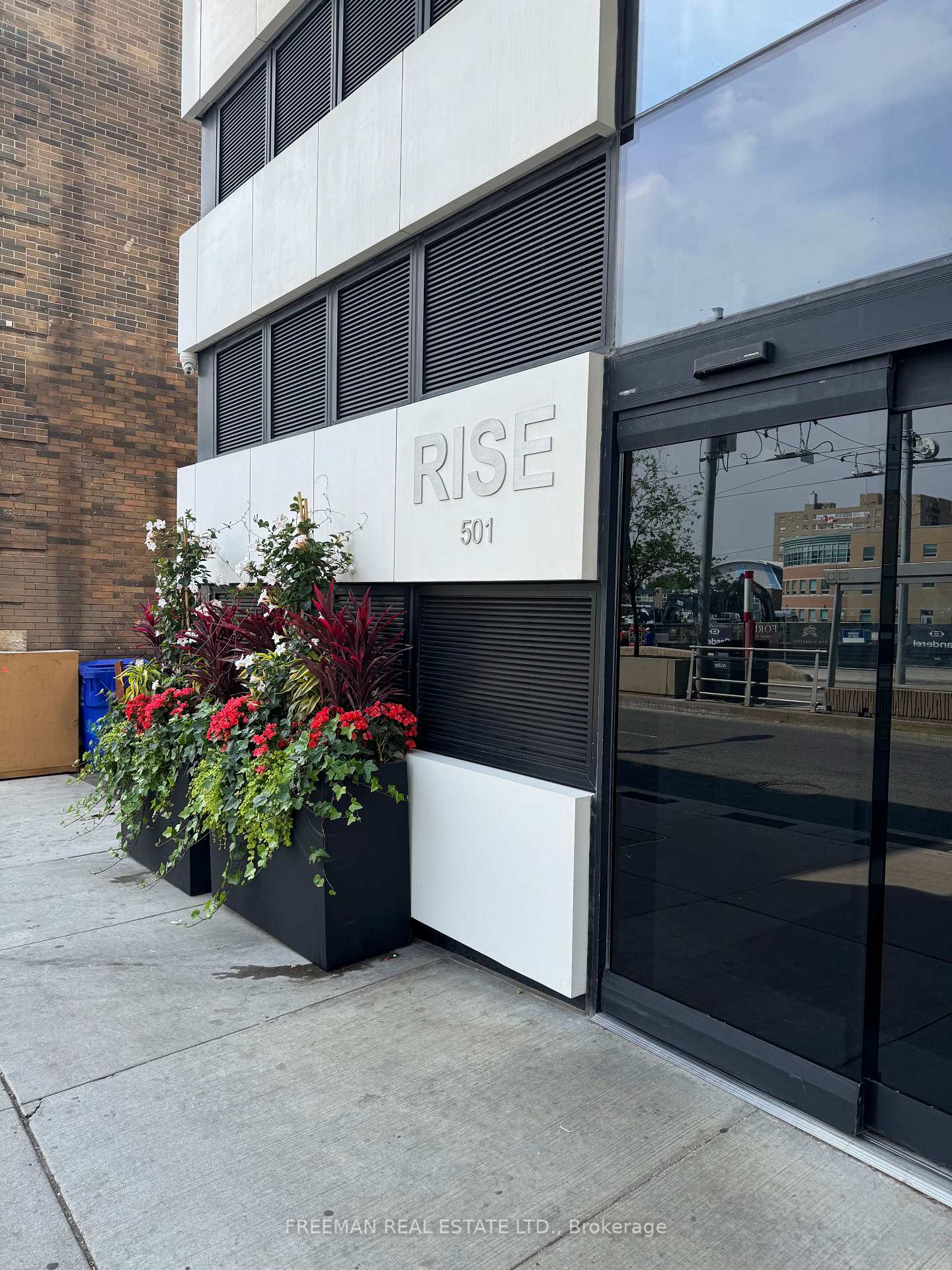 501 St. Clair Avenue W 224