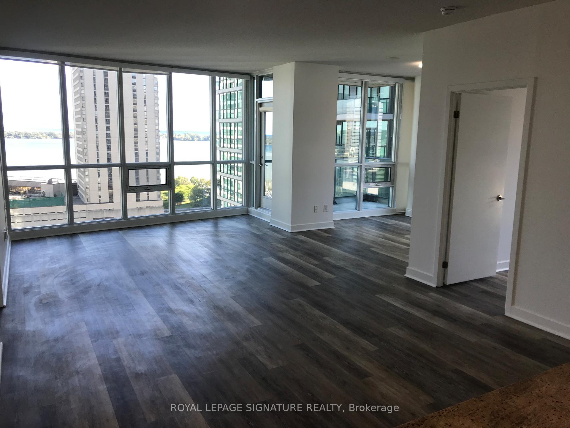 18 Harbour Street 1710, Toronto C01 Unit: 1710