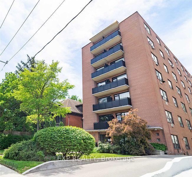 78 Warren Road 704, Toronto C02 Unit: 704