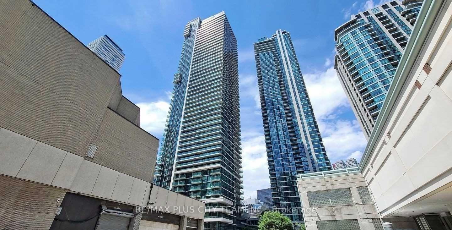 33 Bay Street 3710