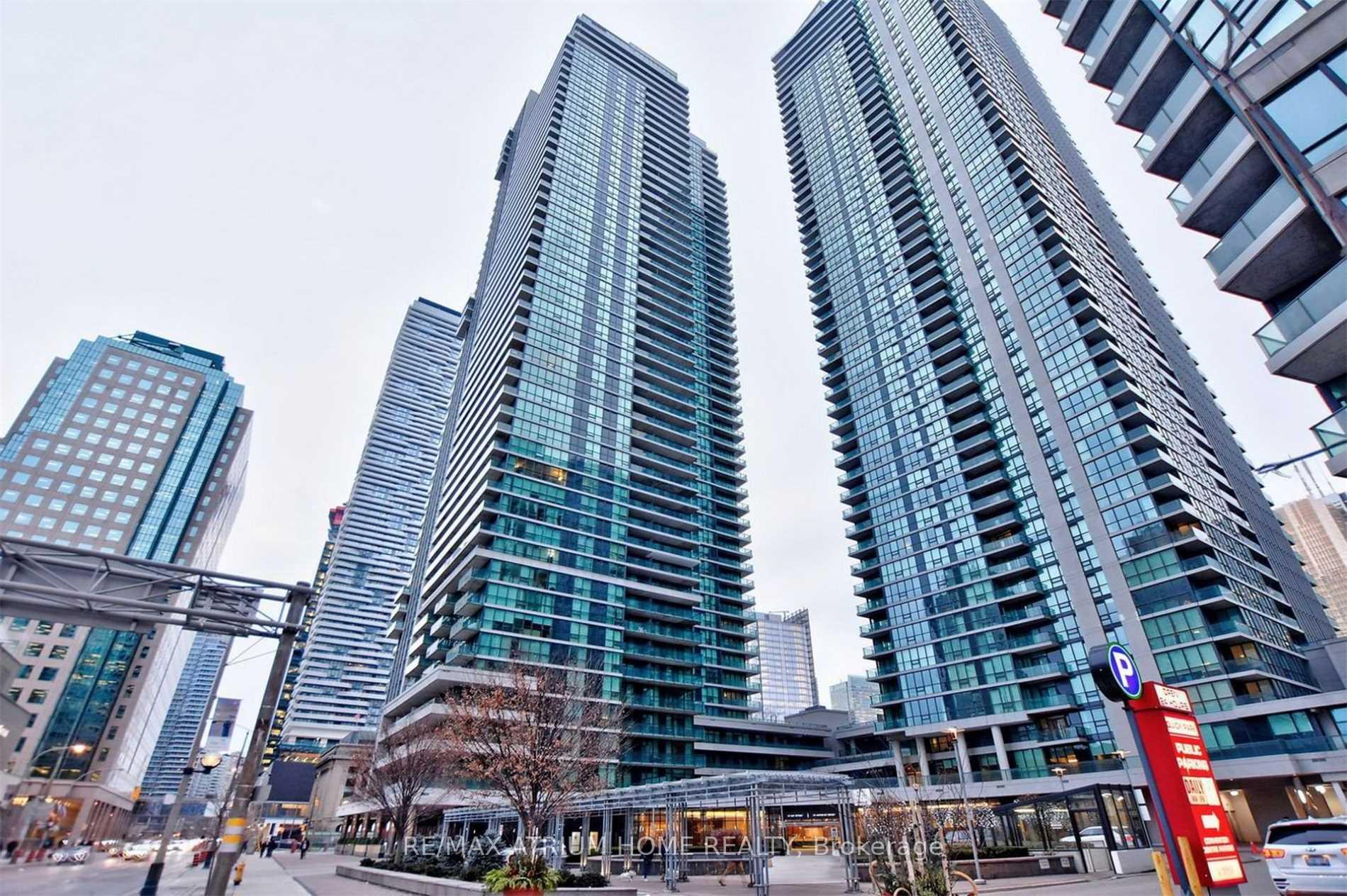 33 Bay Street 2206