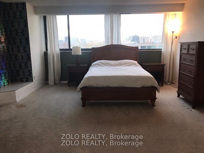 Room-15 Mcmurrich Street 1402-Room