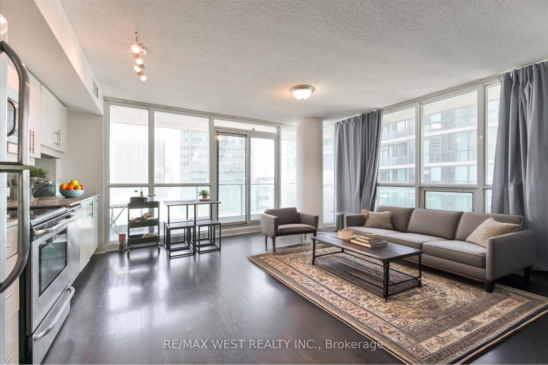33 Bay Street 1504
