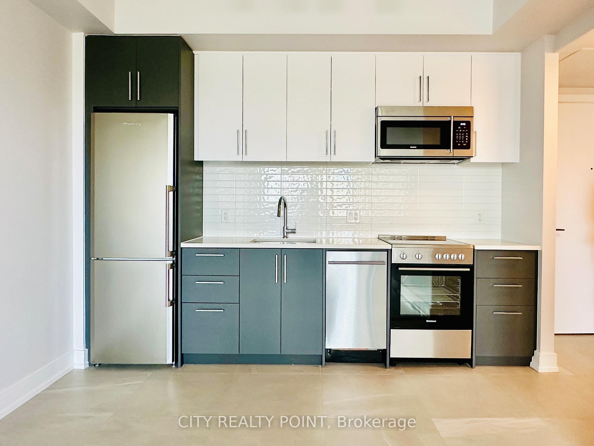 2525 Bathurst Street 1001