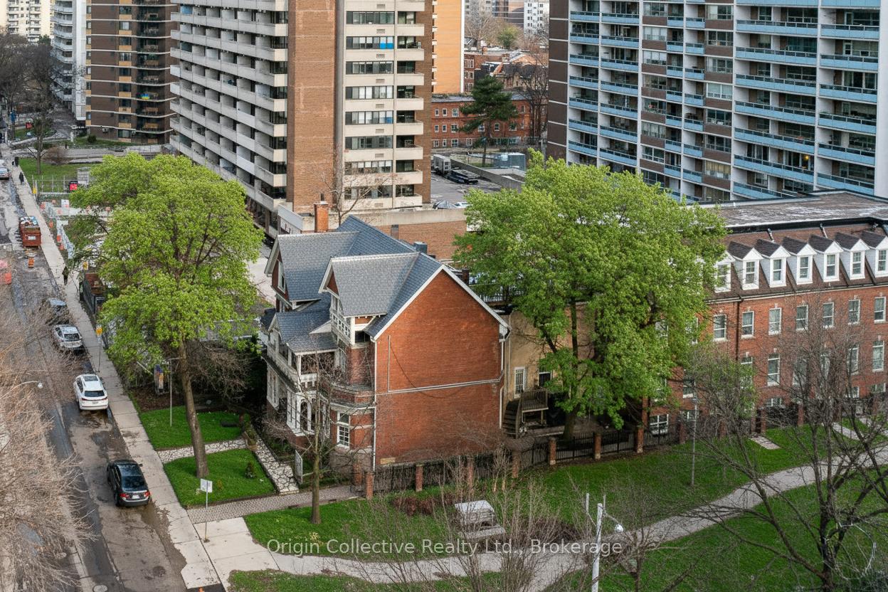 17 Isabella Street 1