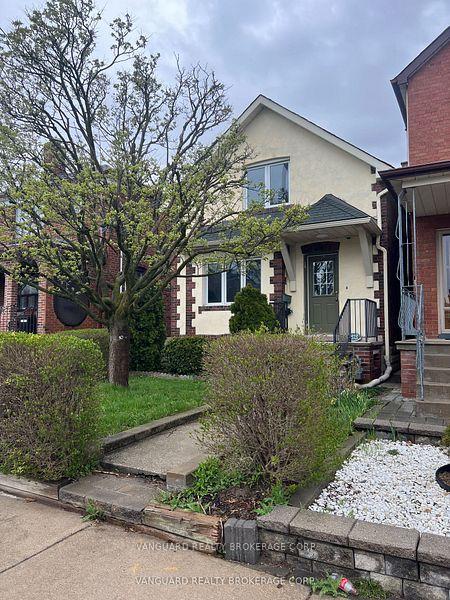 88 Lanark Avenue