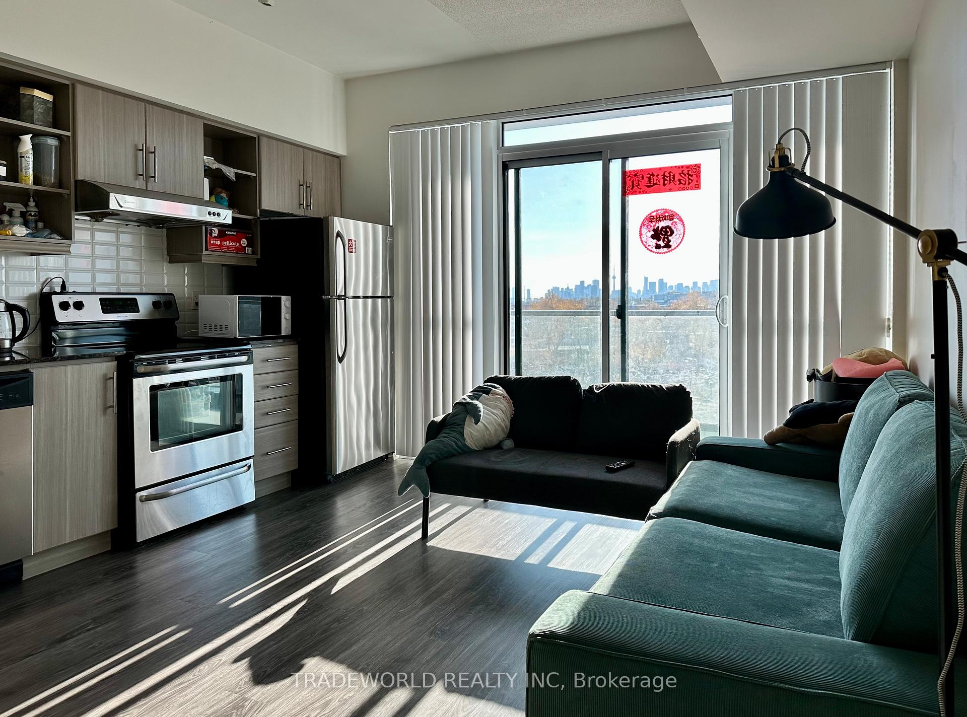 160 Vanderhoof Avenue 508