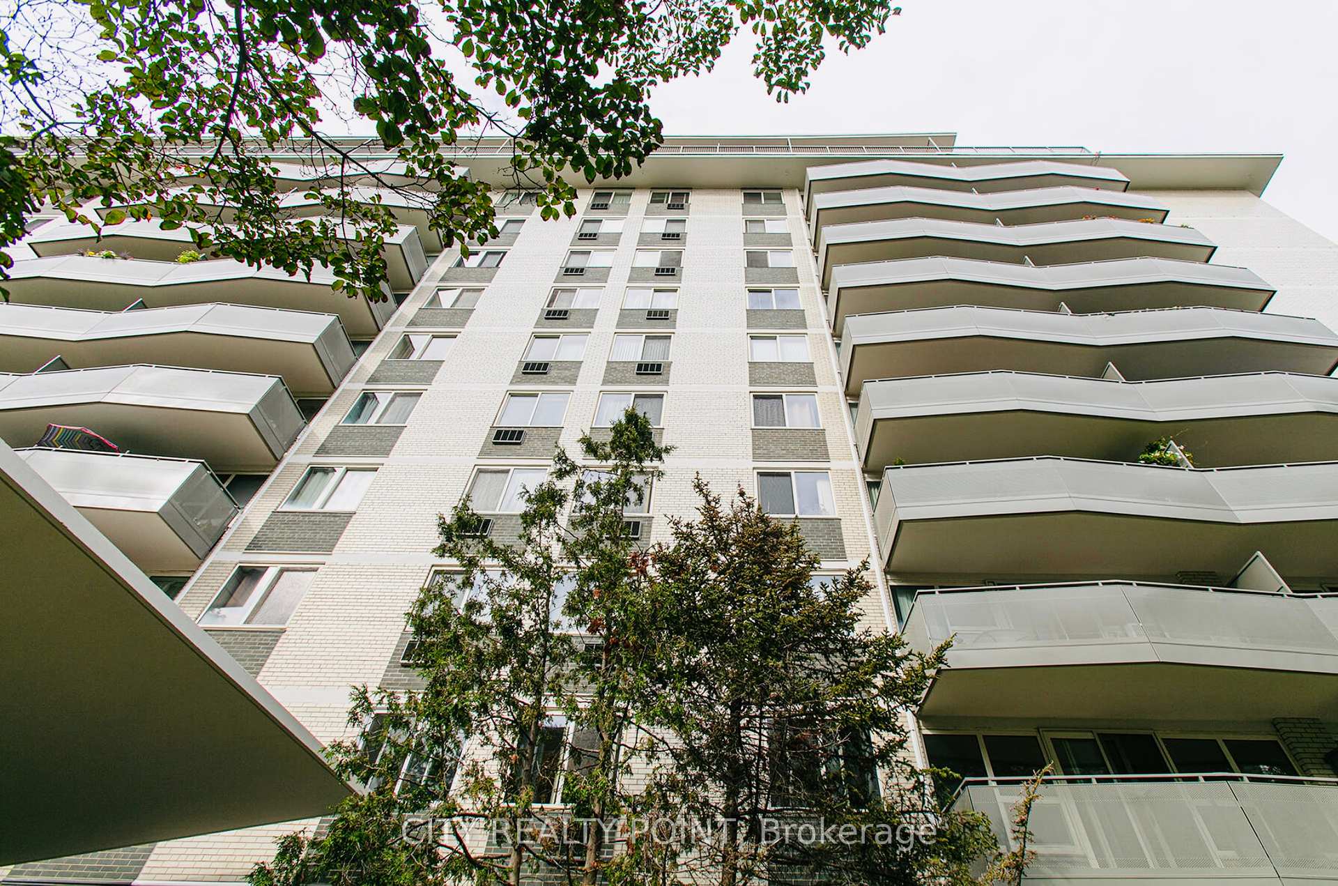 10 Shallmar Boulevard 115