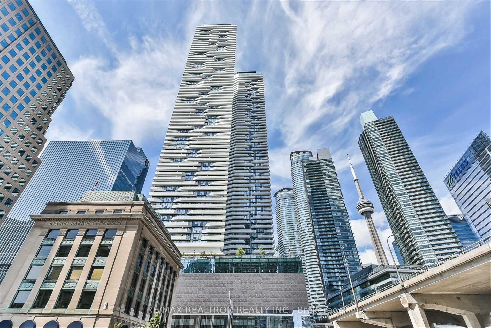 88 Harbour St Street 4610, Toronto C01 Unit: 4610