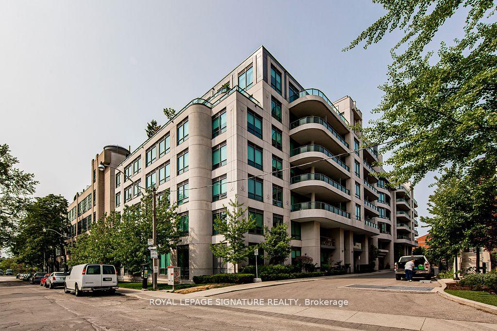 377 Madison Avenue 213