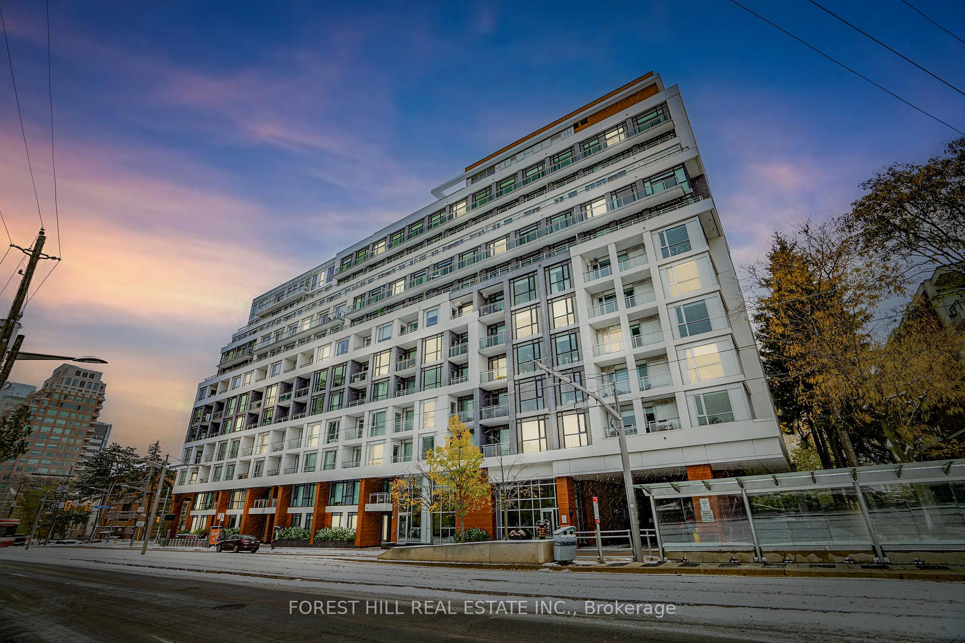 223 St Clair Avenue W 912