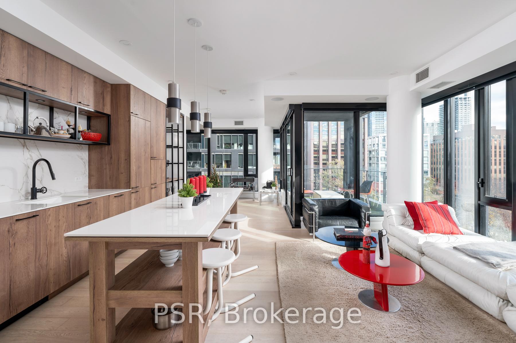 505 Richmond Street W 505