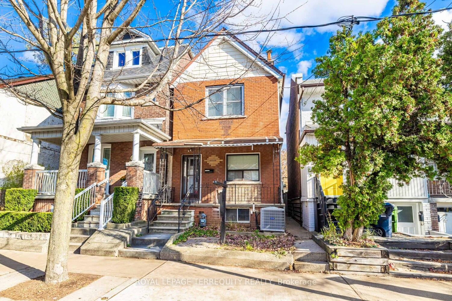 171 Christie Street Top Floor