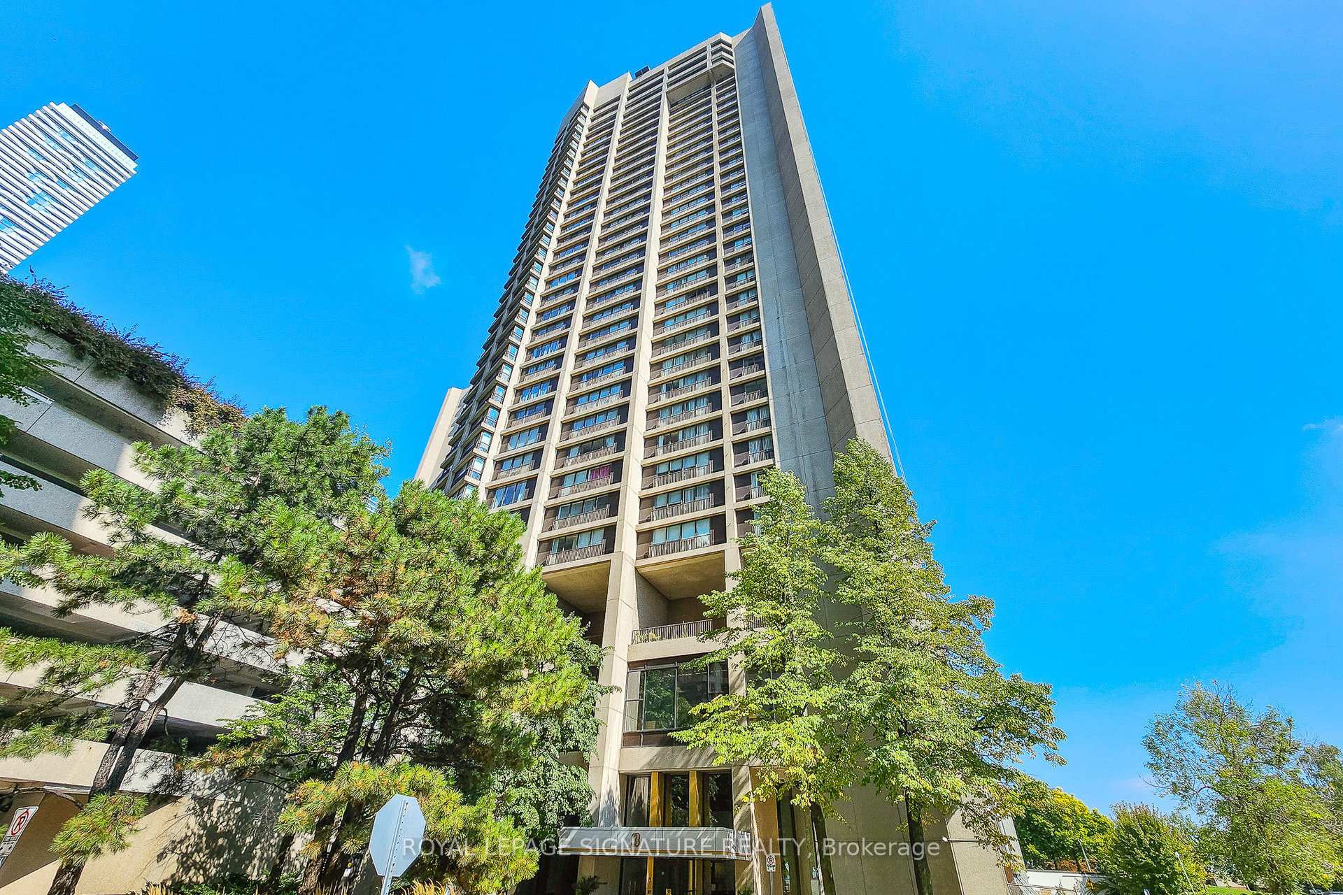 33 Harbour Square 2429