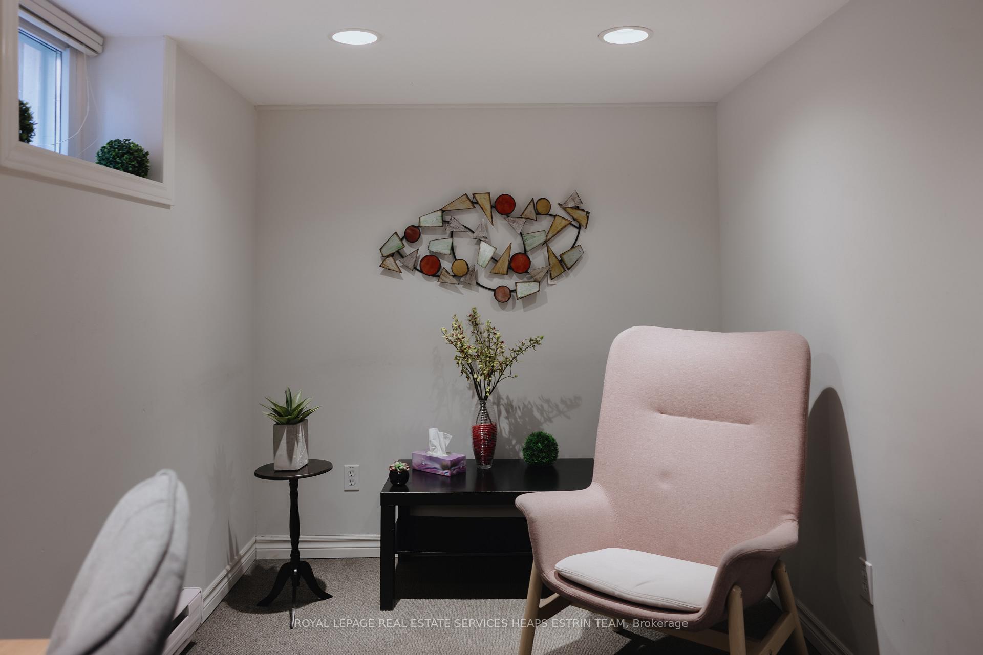 1395 Bayview Avenue LL2