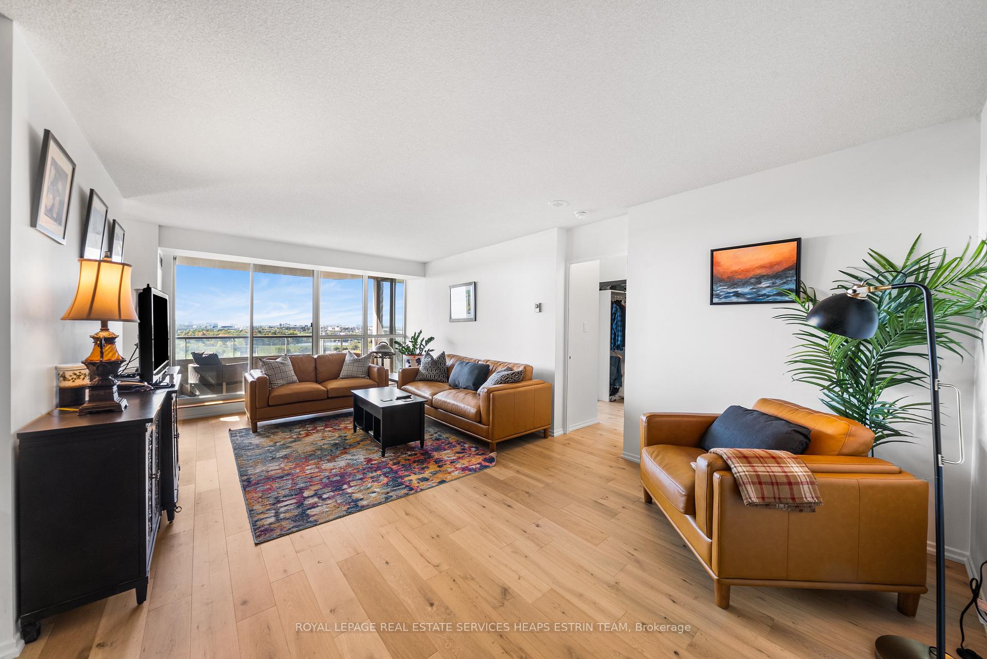 10 Torresdale Avenue 1406