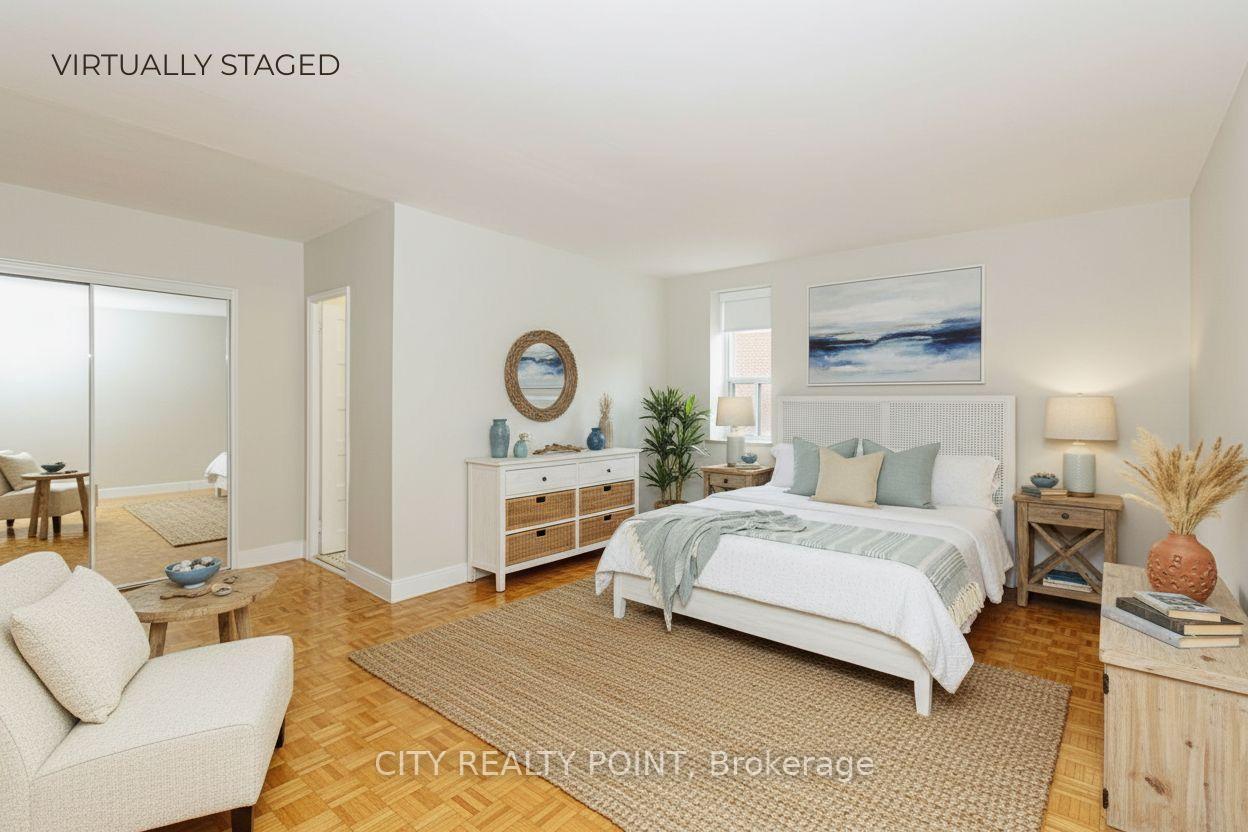 1291 Bayview Avenue N 102