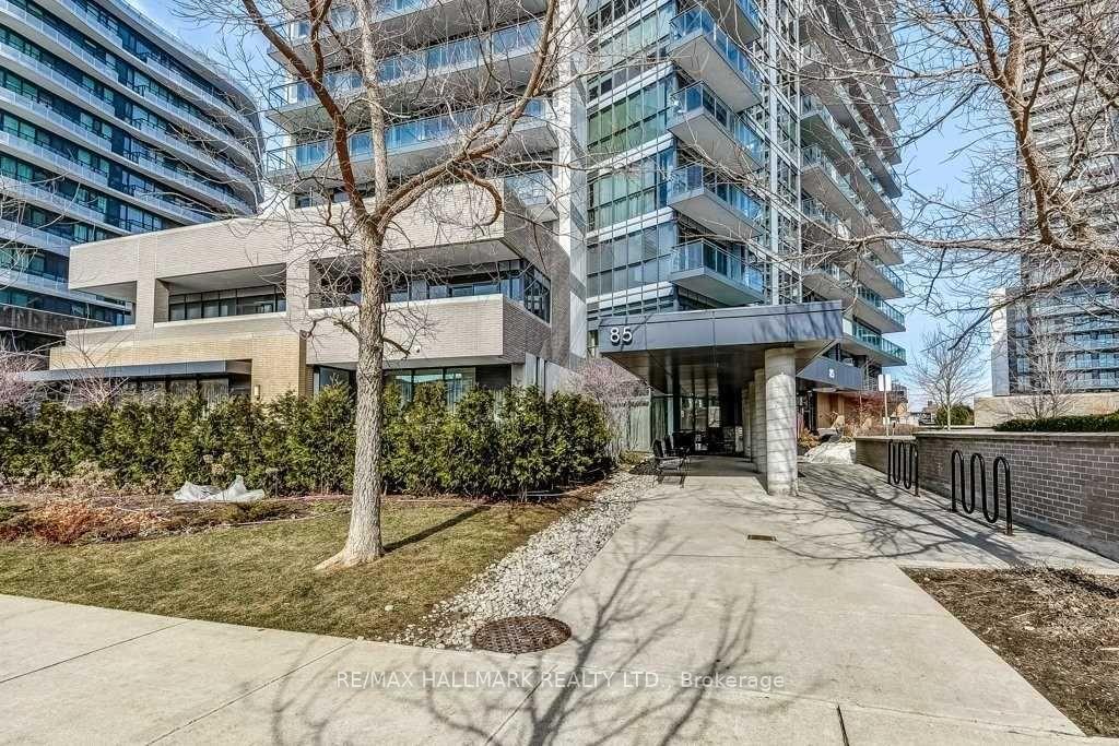 85 The Donway N/A W 202