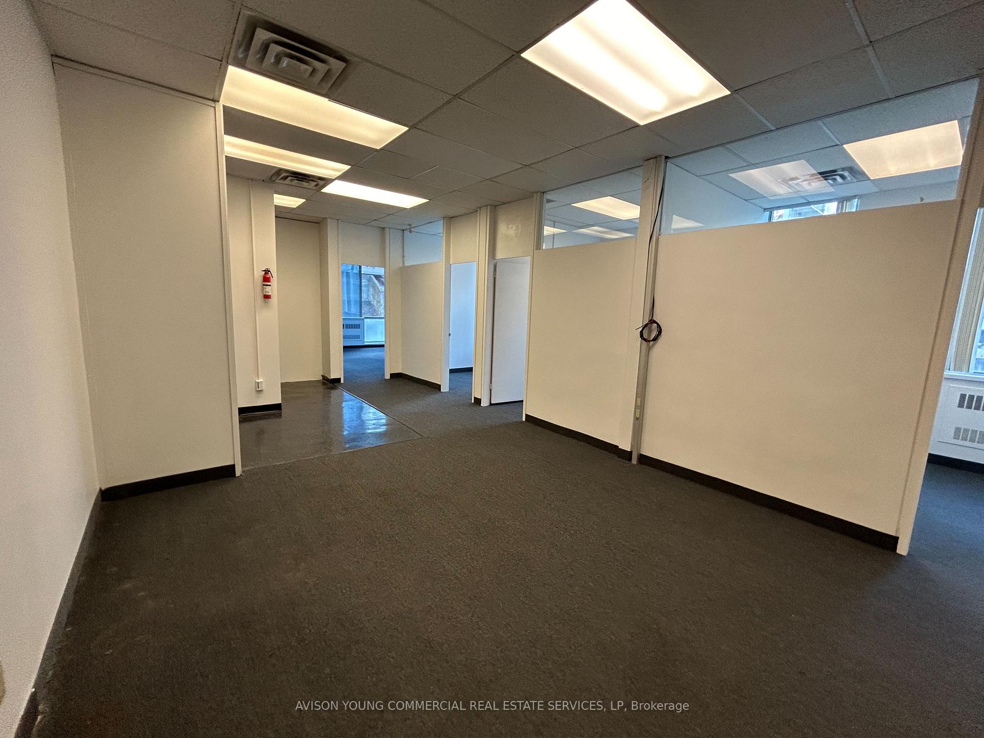 55 Eglinton Avenue E 407