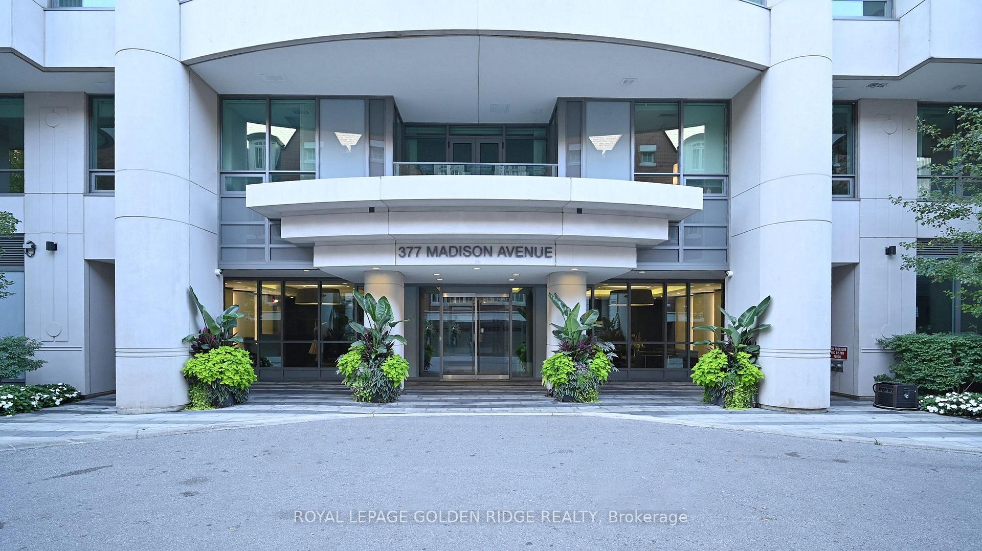 377 Madison Avenue 224