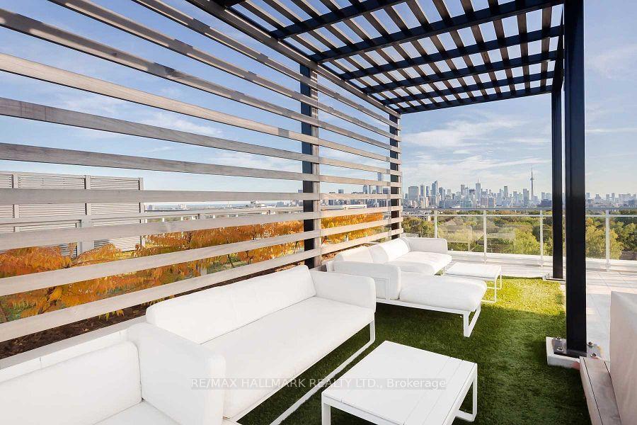 223 St Clair Avenue W 419