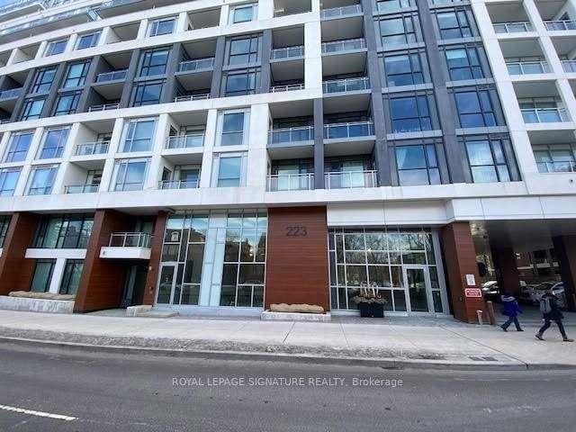 223 St Clair Avenue W 418