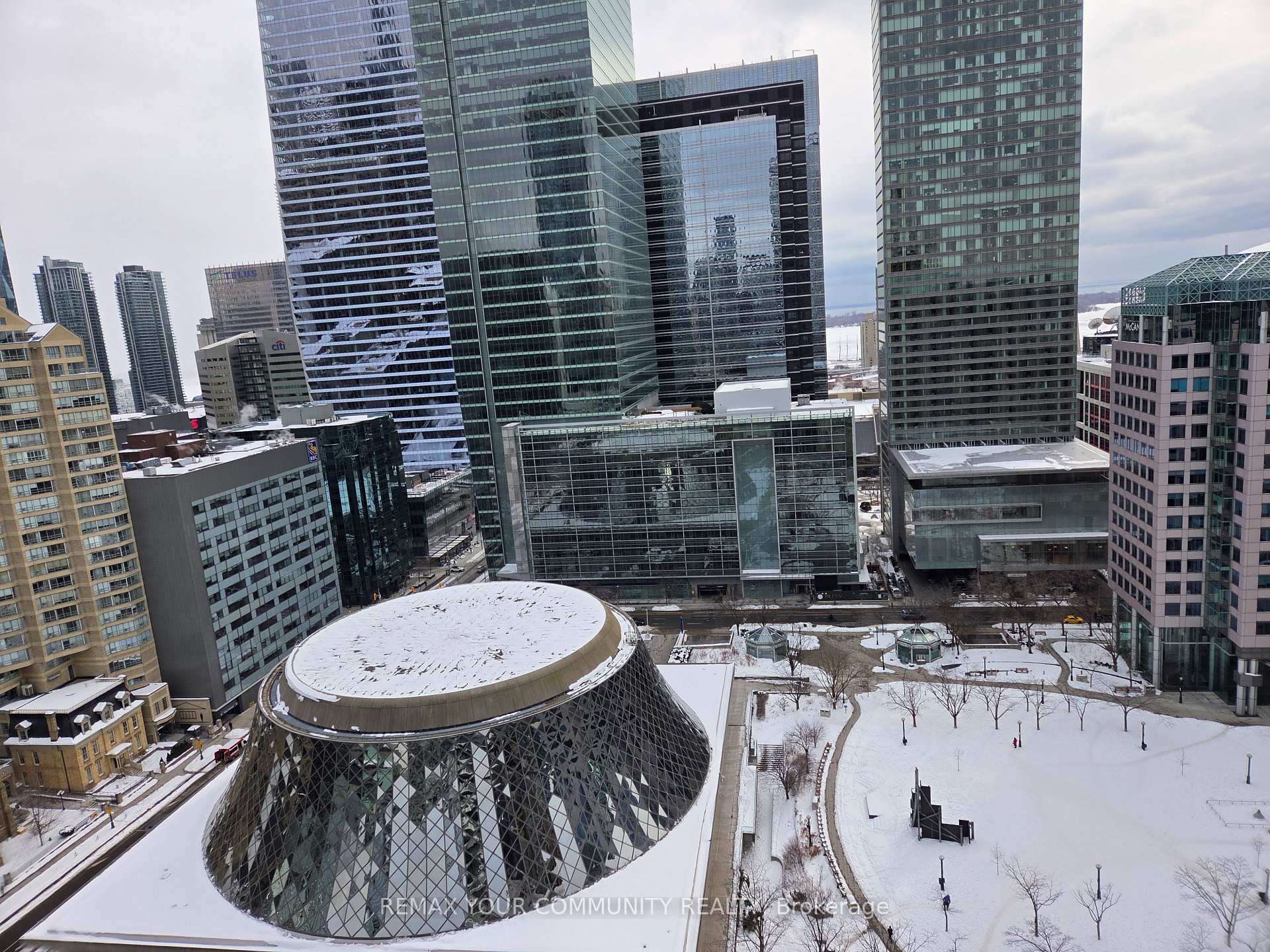 224 King Street 2107