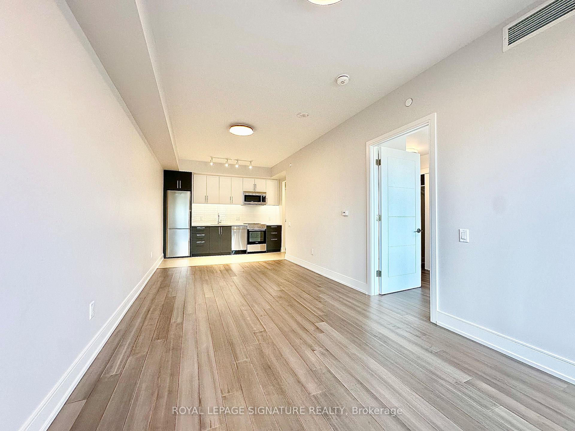 2525 Bathurst Street 310