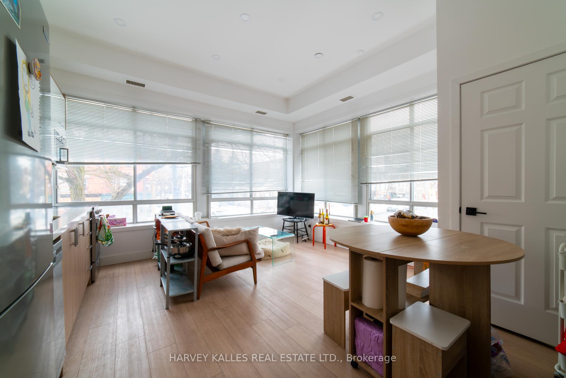 409 College Street 1