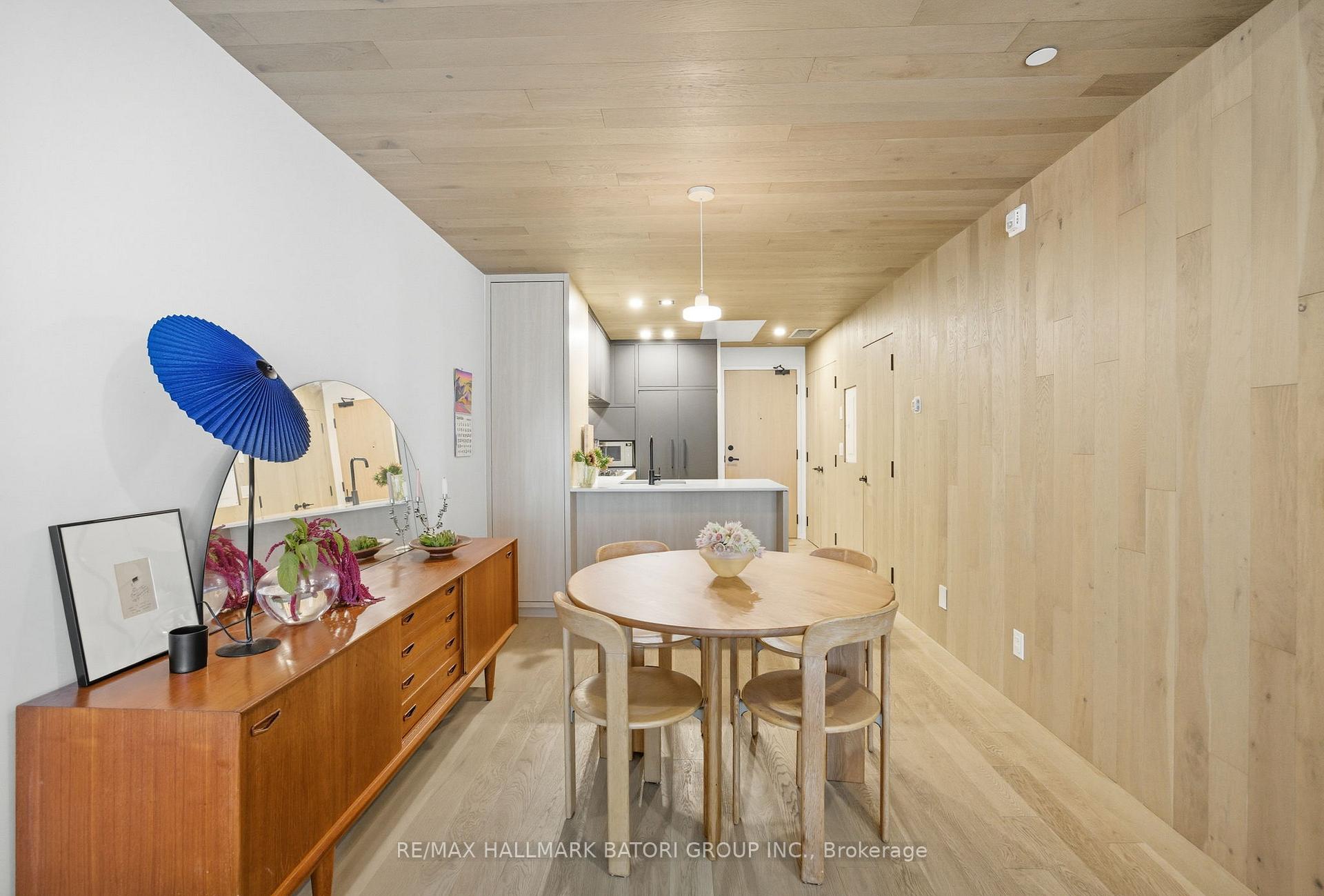 45 Dovercourt Road 301