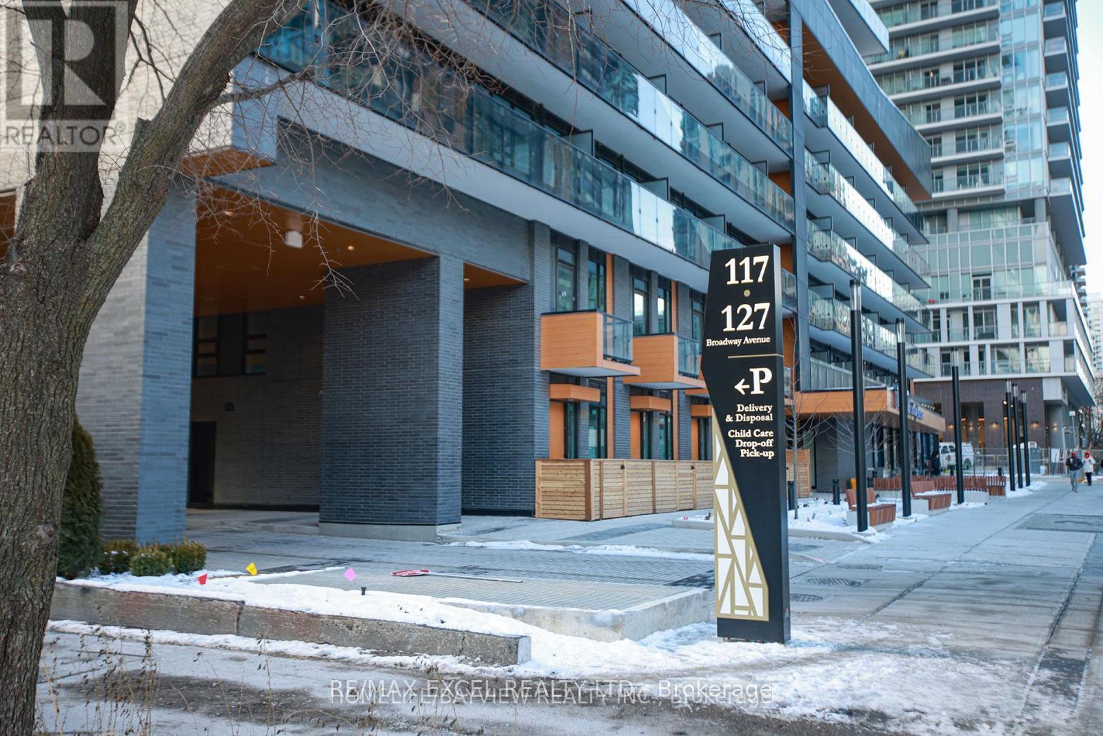 117 Broadway Avenue 3903