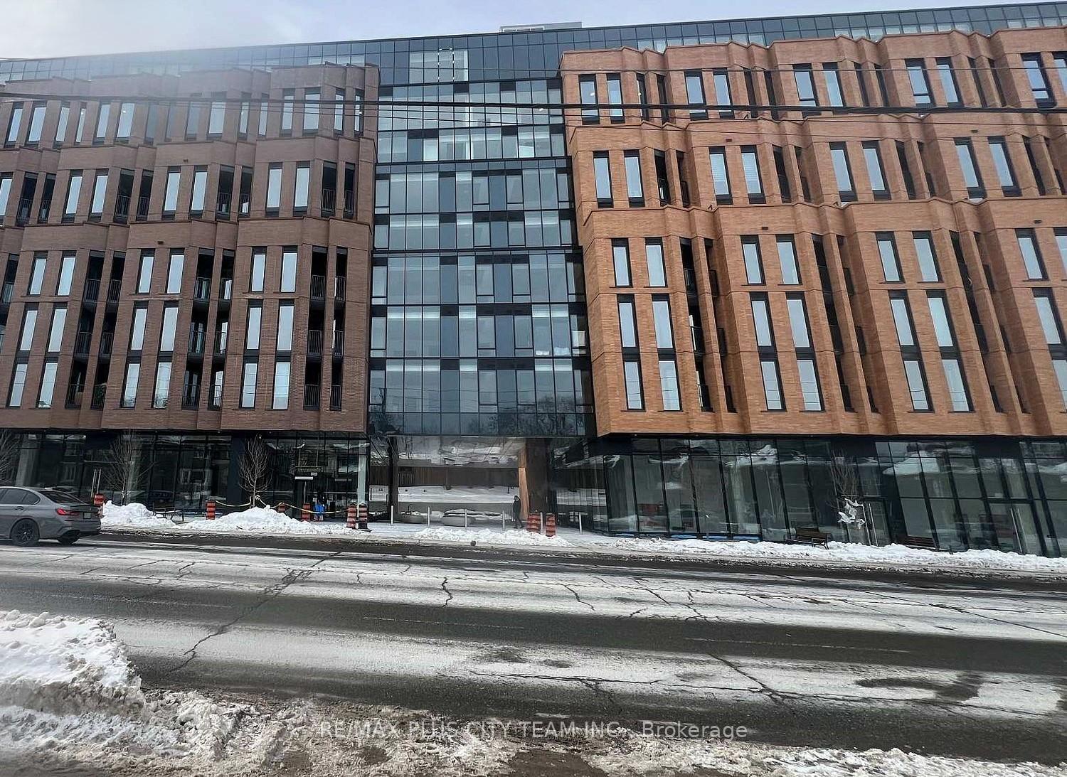 1720 Bayview Avenue 301