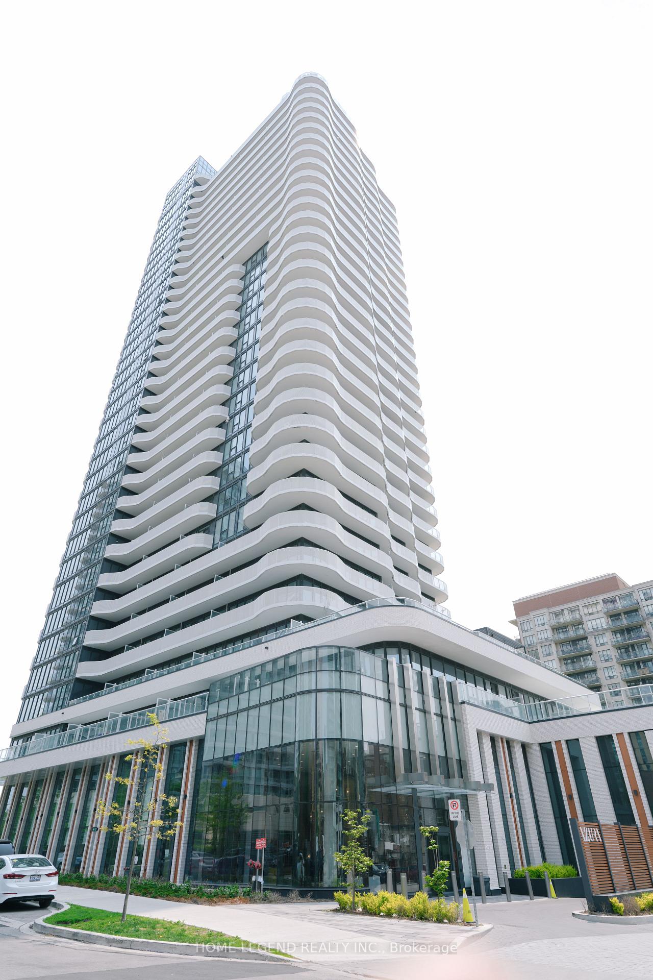 15 Holmes Avenue 103