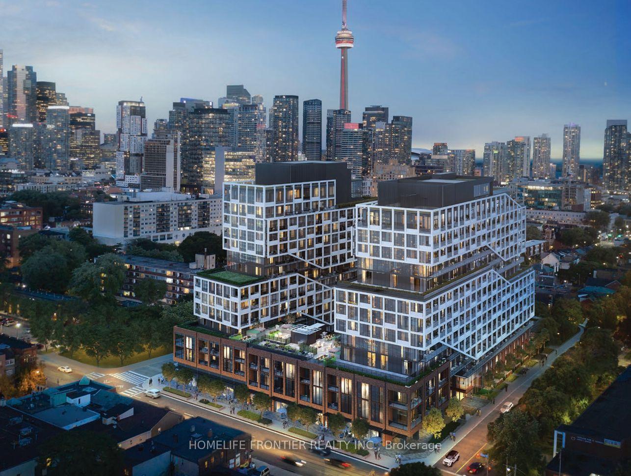 115 Denison Avenue E PH04