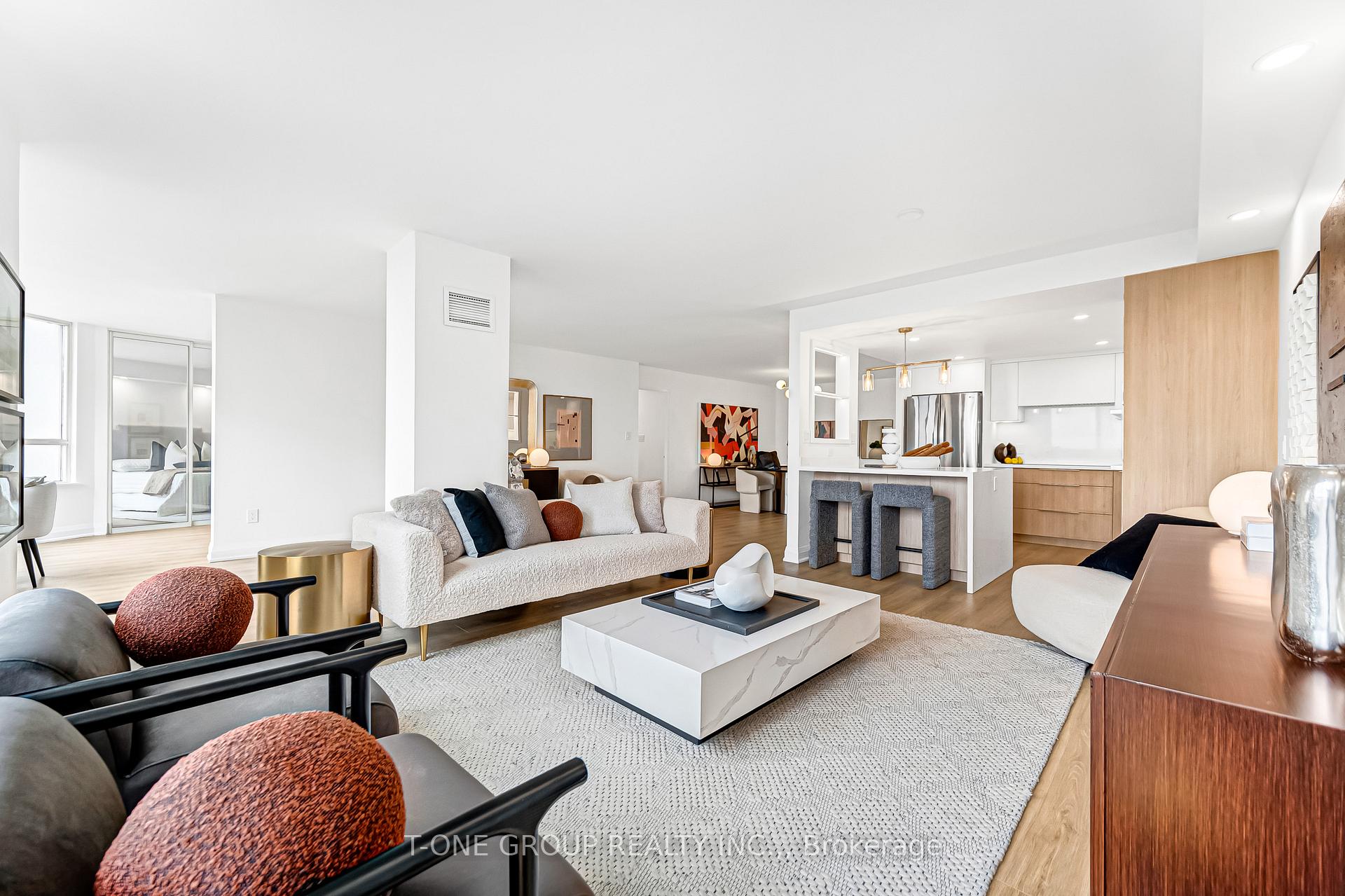 5444 Yonge Street 904