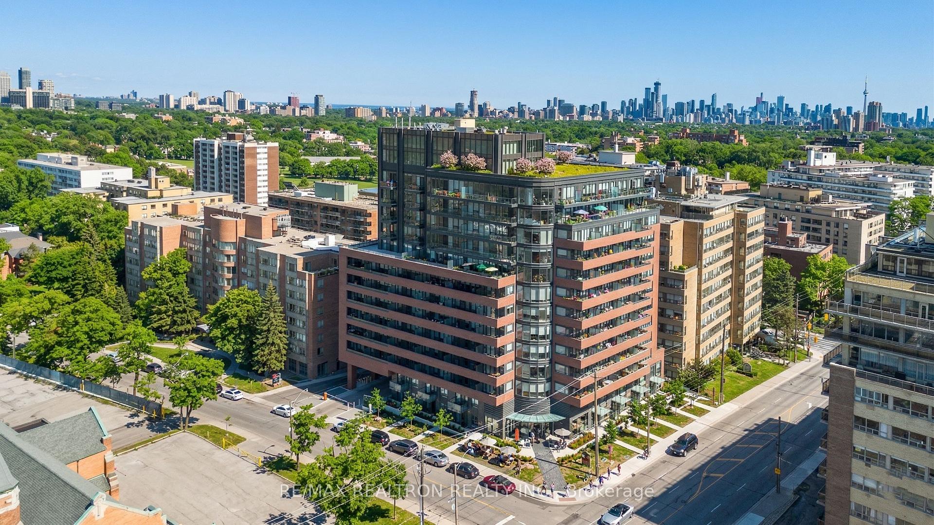 2525 Bathurst Street 407
