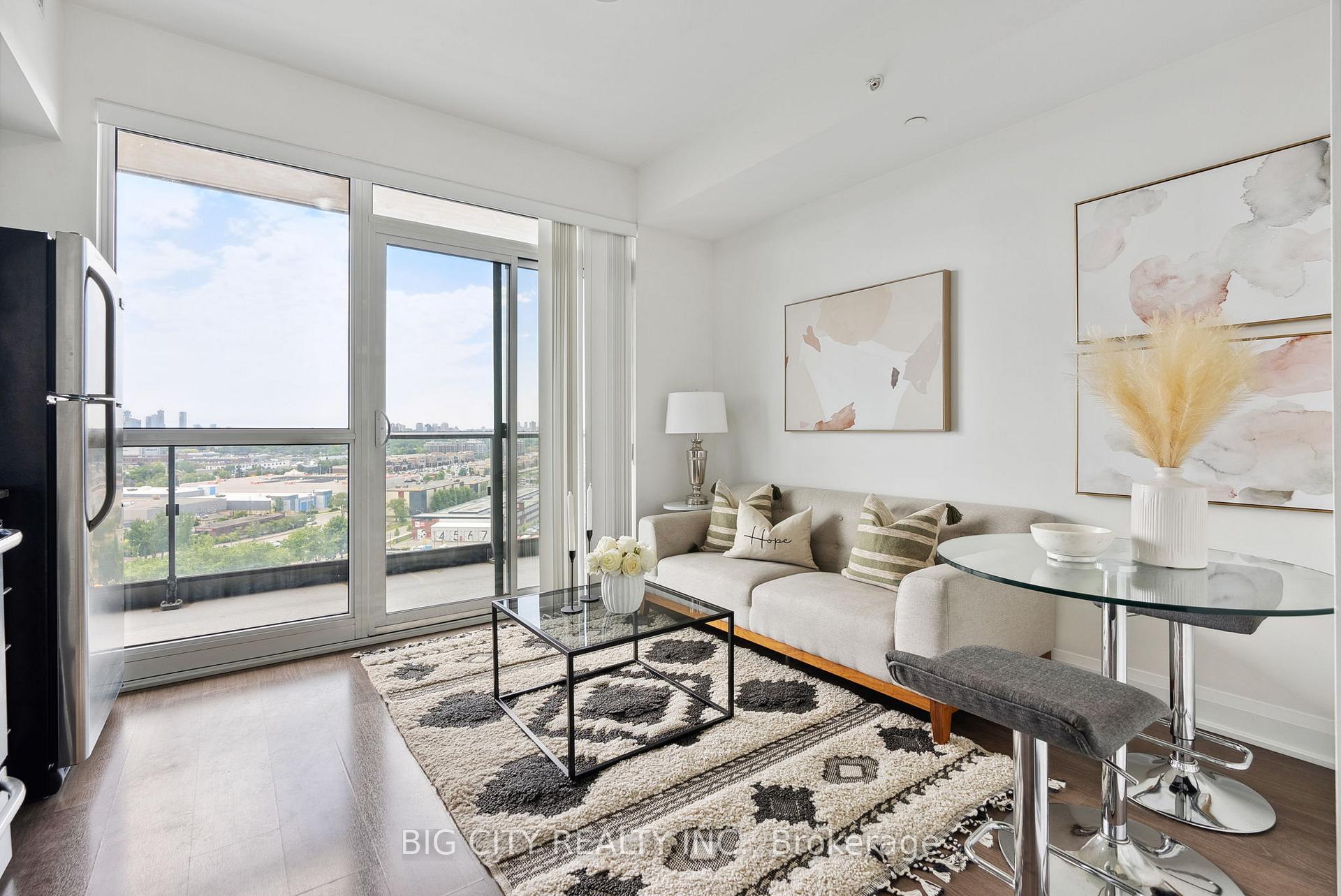 160 Vanderhoof Avenue 1609