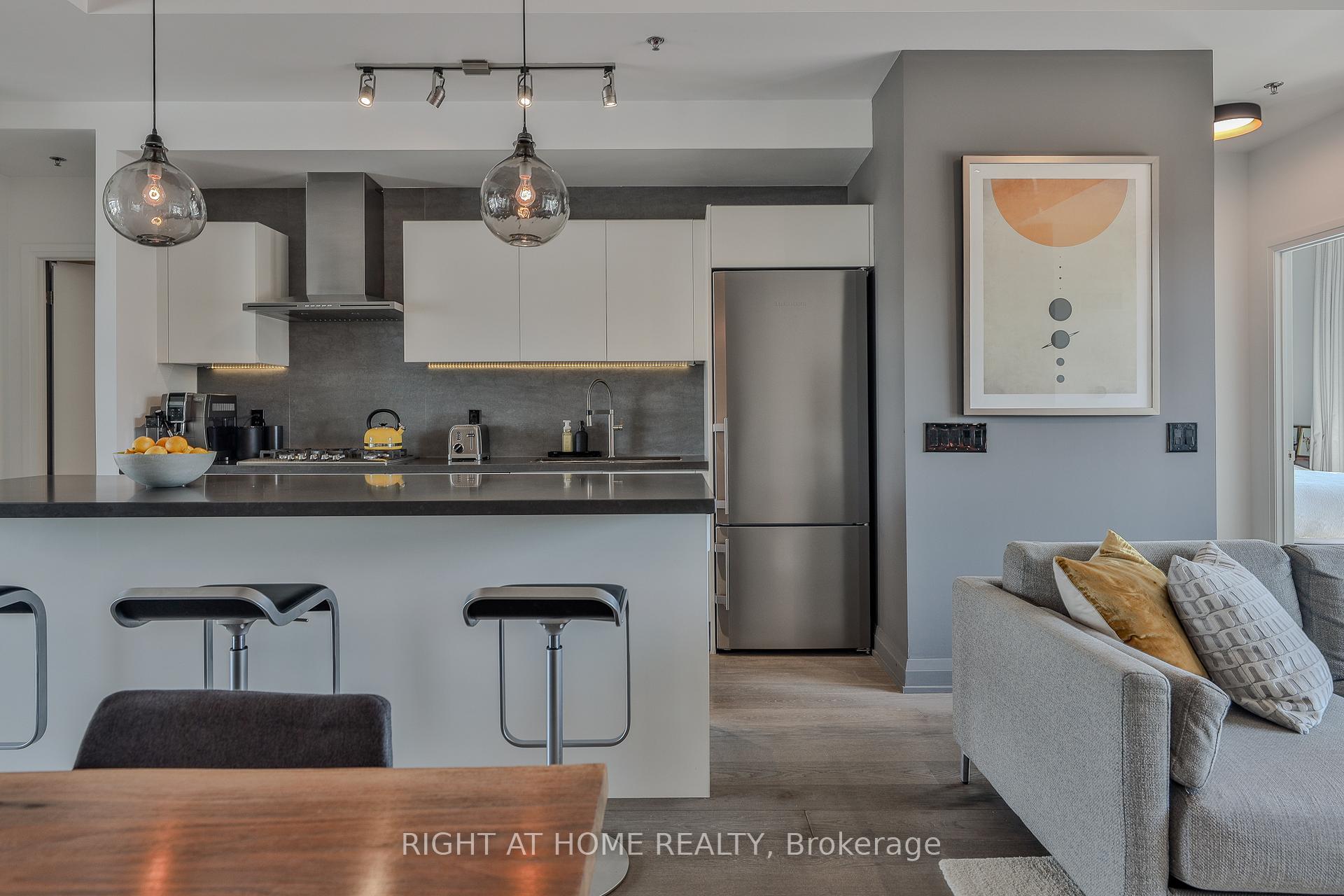 41 Ossington Avenue 405, Toronto Unit: 405
