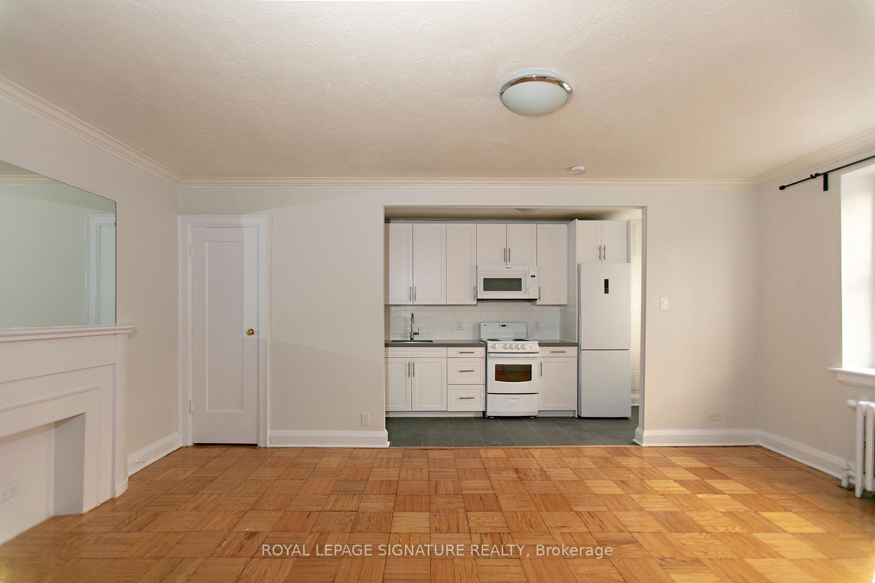 396 Avenue Road 214