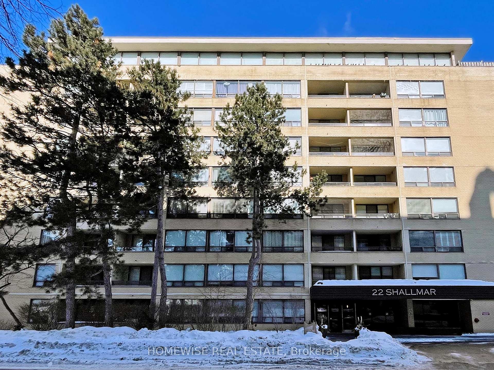 22 Shallmar Boulevard 401