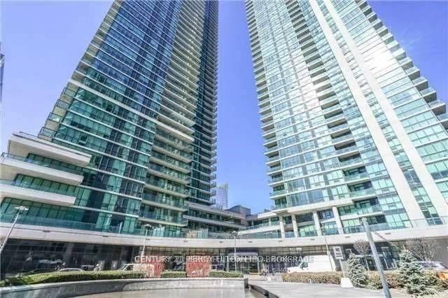 33 Bay Street 1204