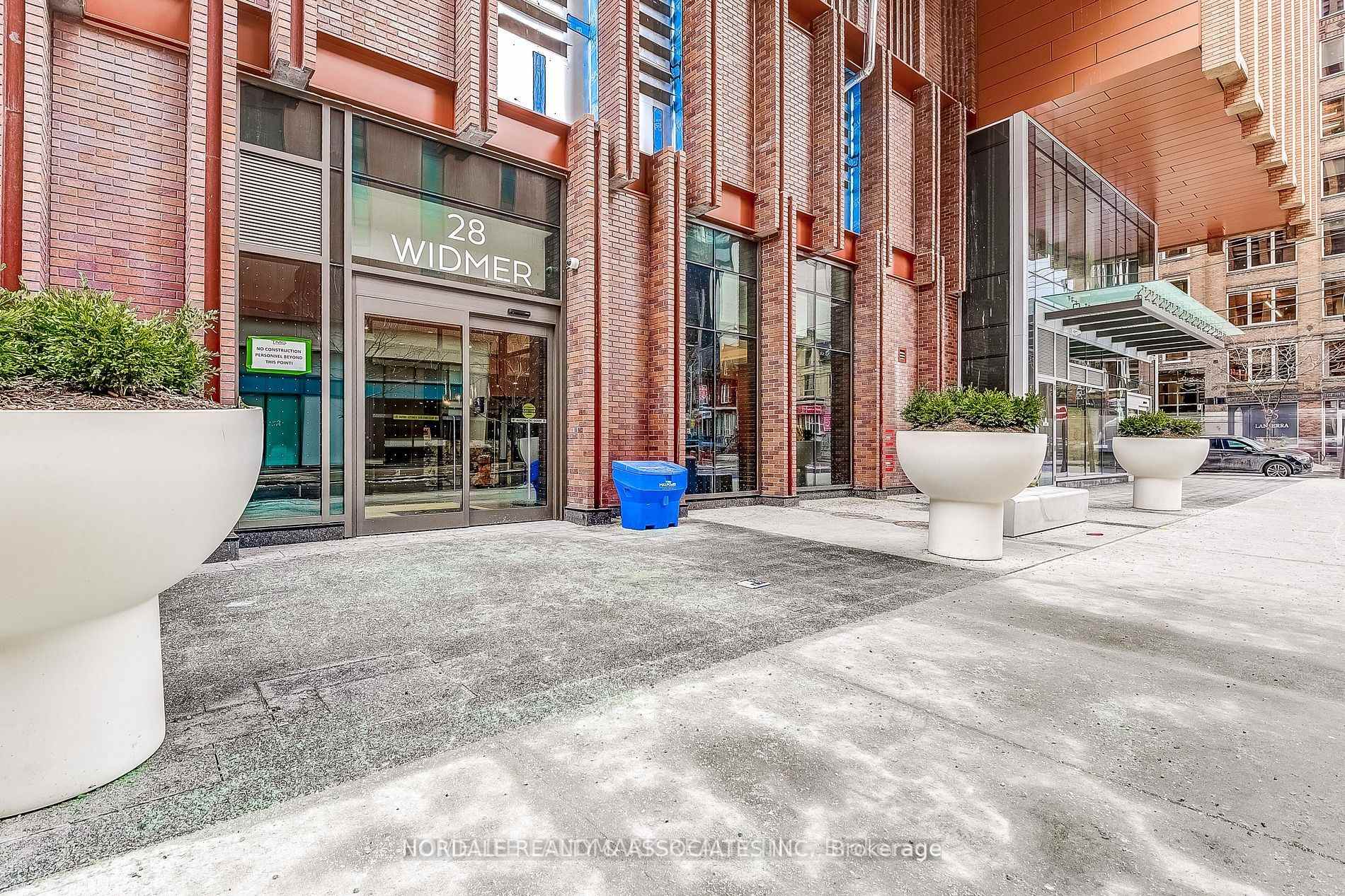 28 Widmer Street SPH23, Toronto Unit: SPH23