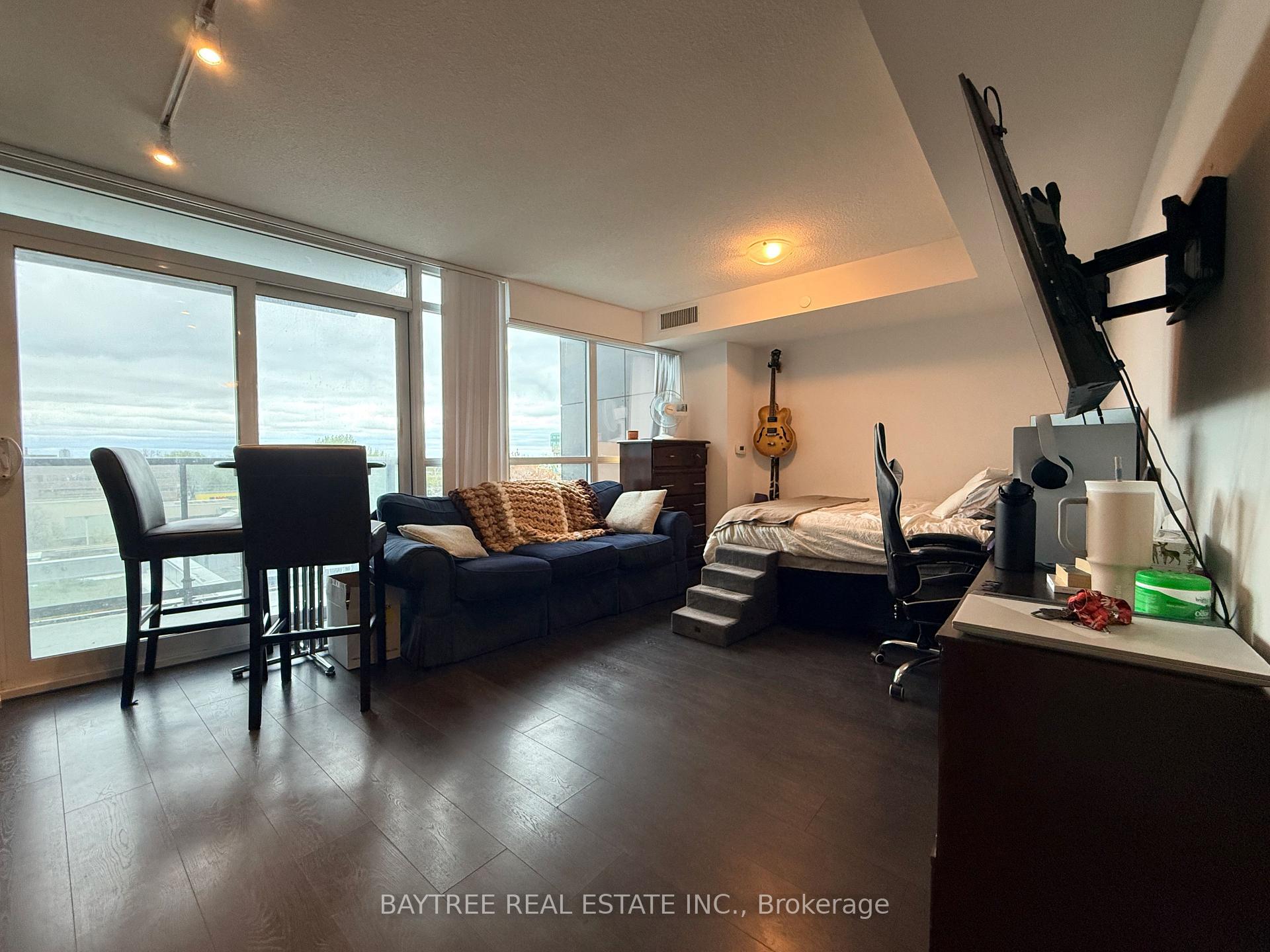 125 Redpath Avenue 416