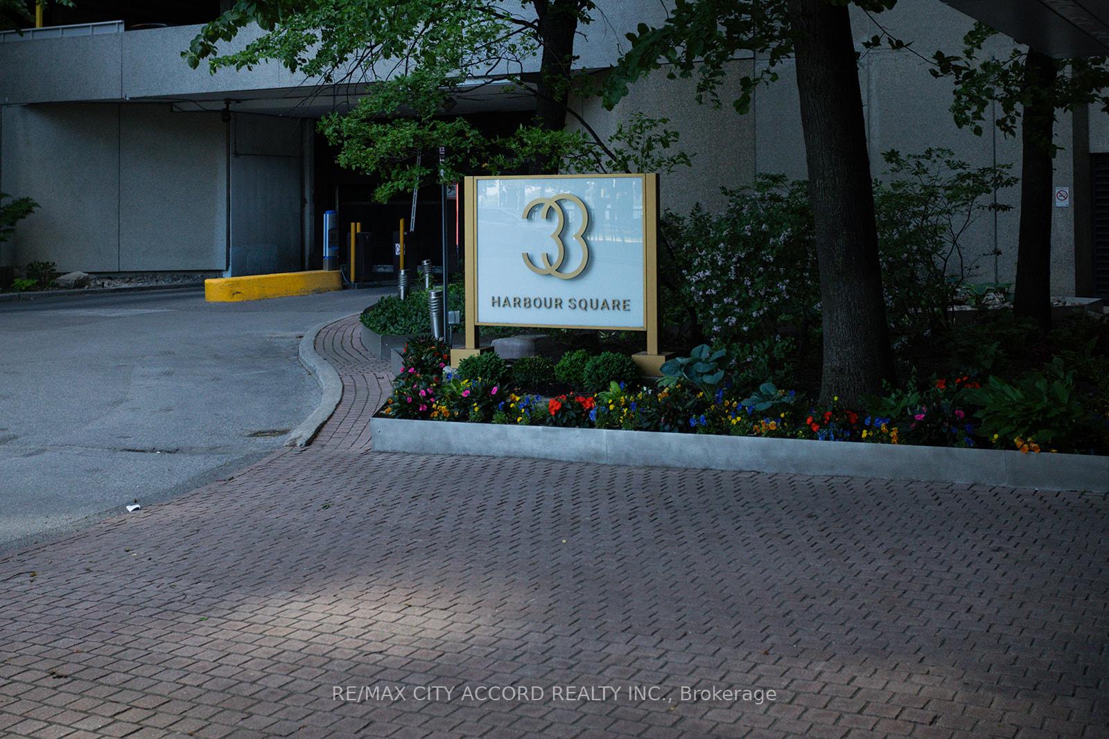 33 Harbour Square 2018