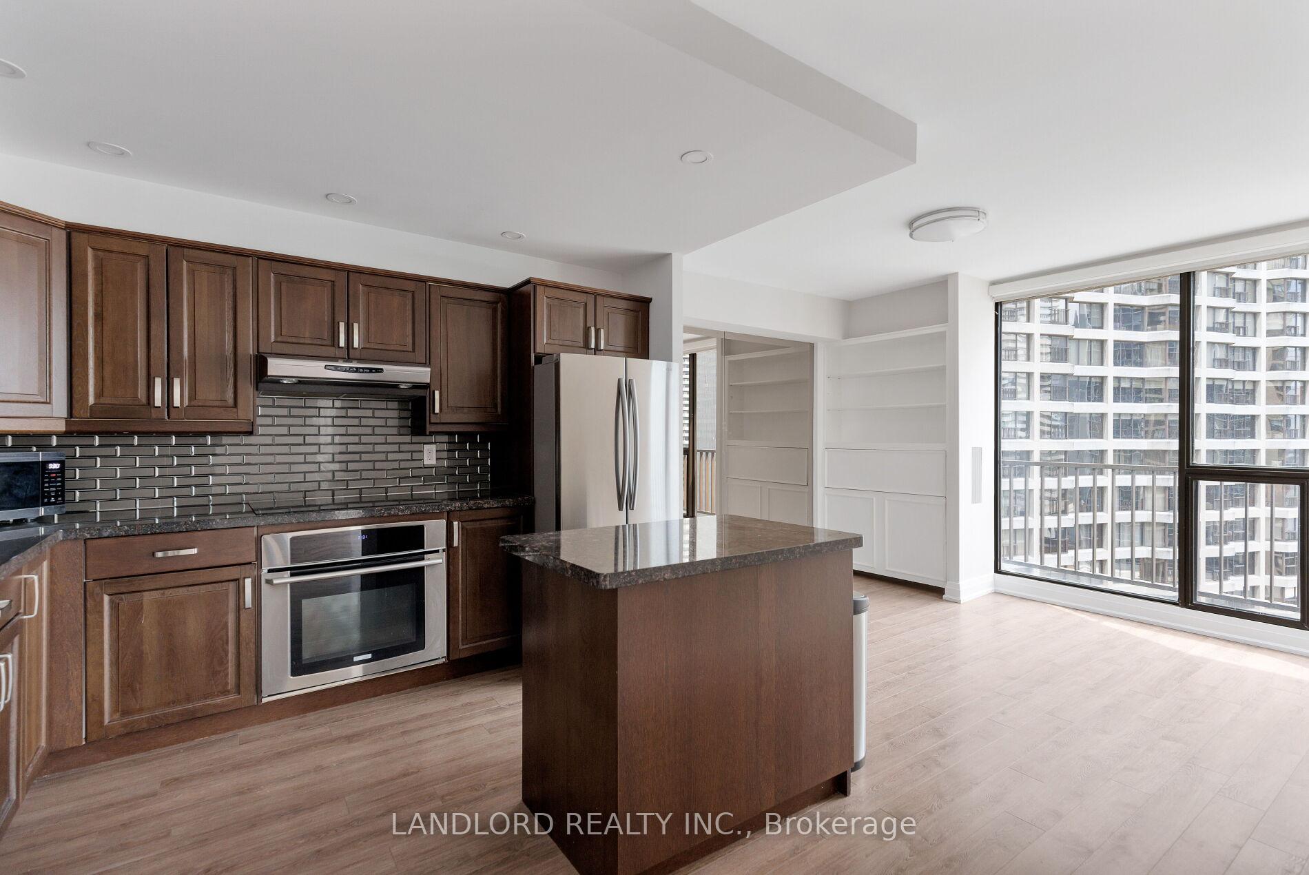 33 Harbour Square 2208