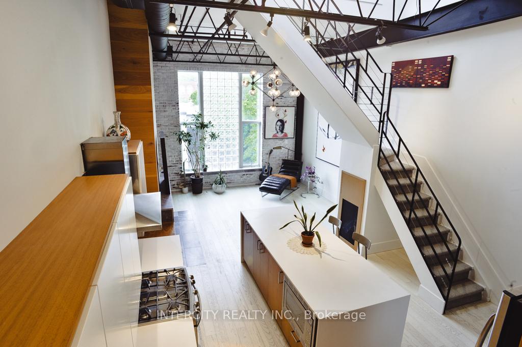 676 Richmond Street W 208, Toronto Unit: 208